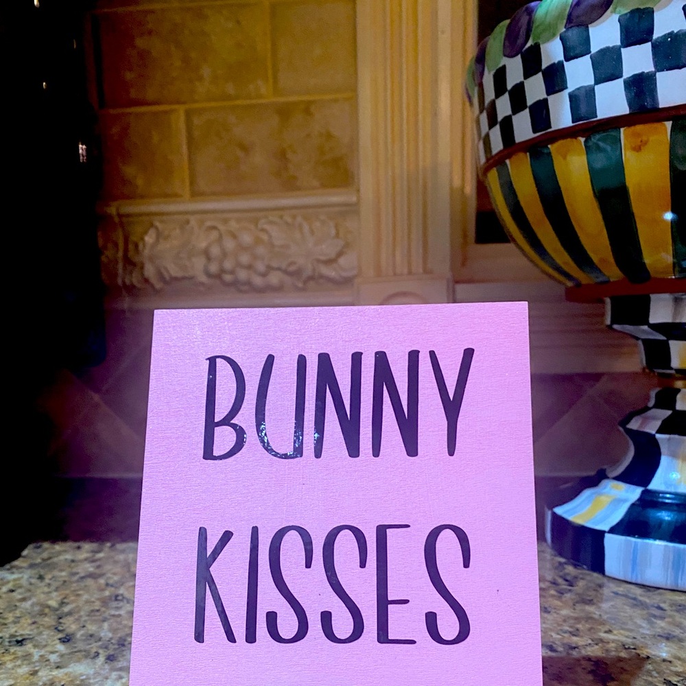 Decoration for tier tray